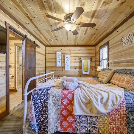 Indian Springs Lodge